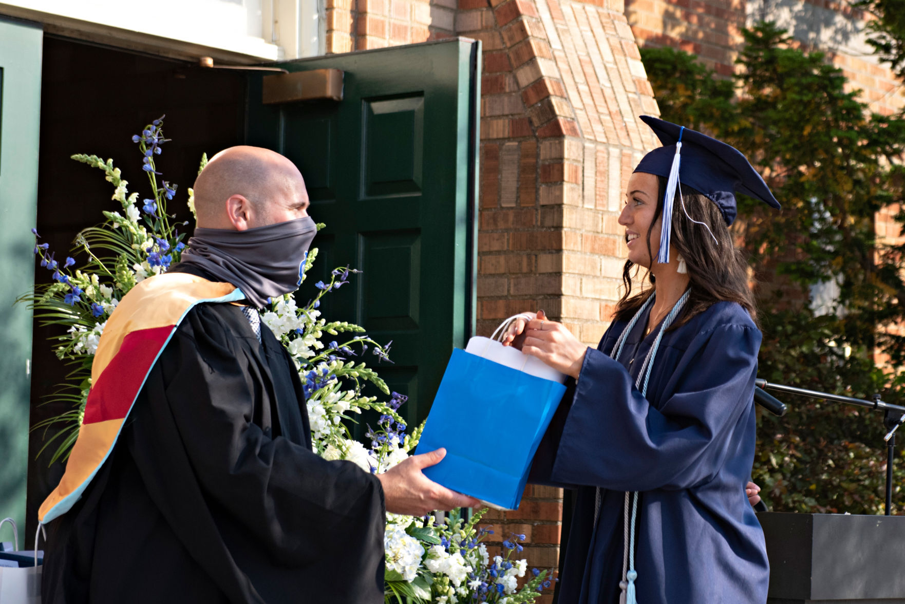 060420_nws_wildwoodcatholicgrad